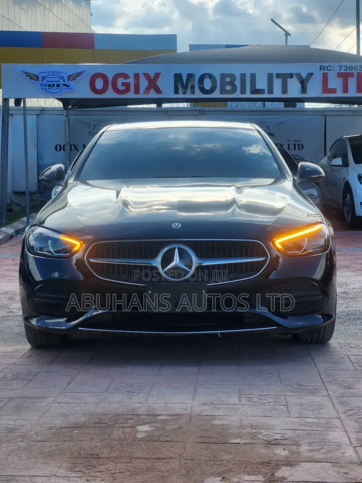 Mercedes-Benz C300 2022 Black