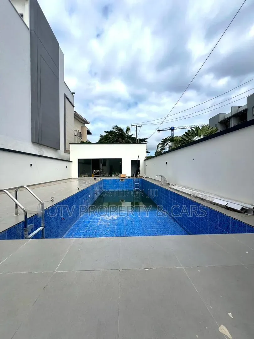 4bdrm Townhouse/Terrace in Banana Island for sale