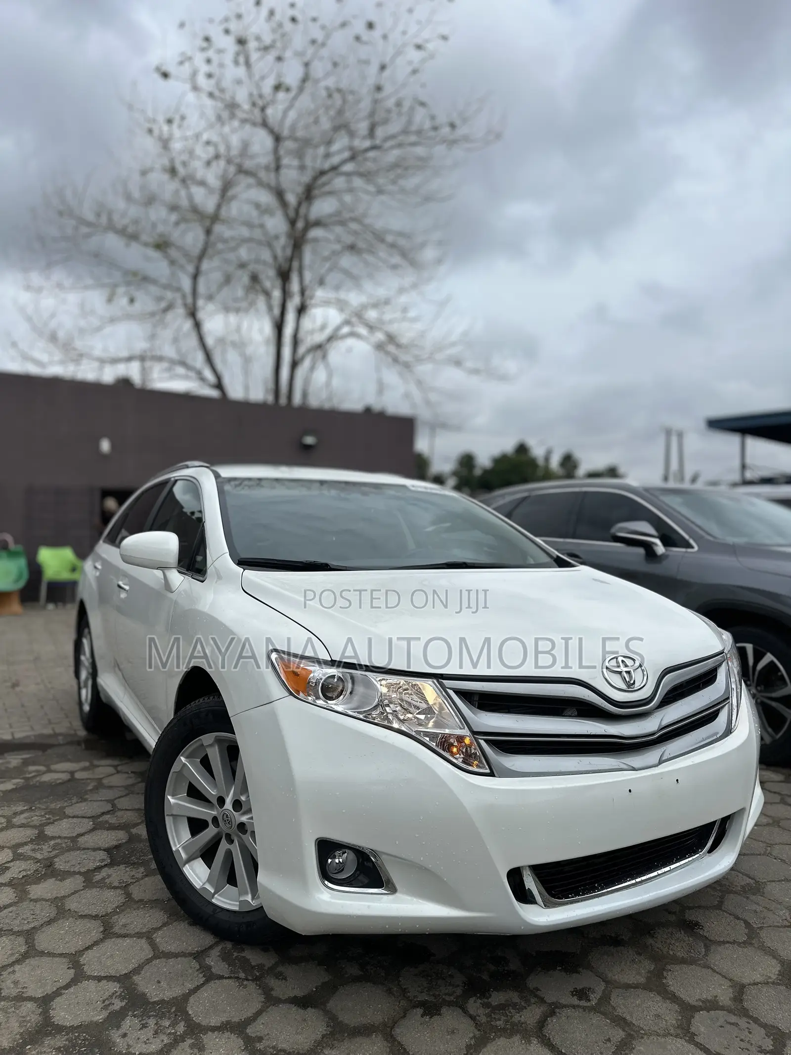 Toyota Venza AWD 2010 White