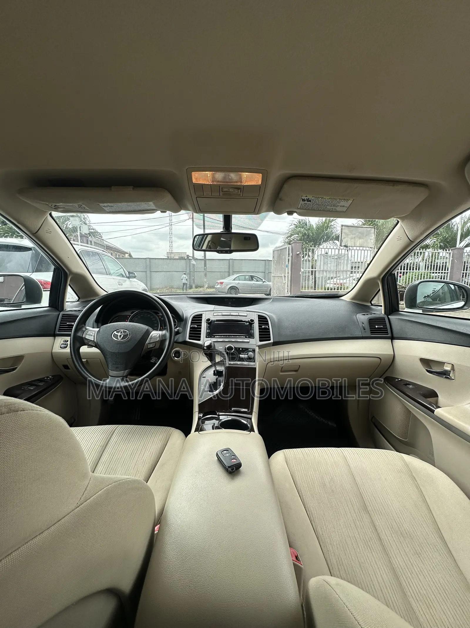 Toyota Venza AWD 2010 White