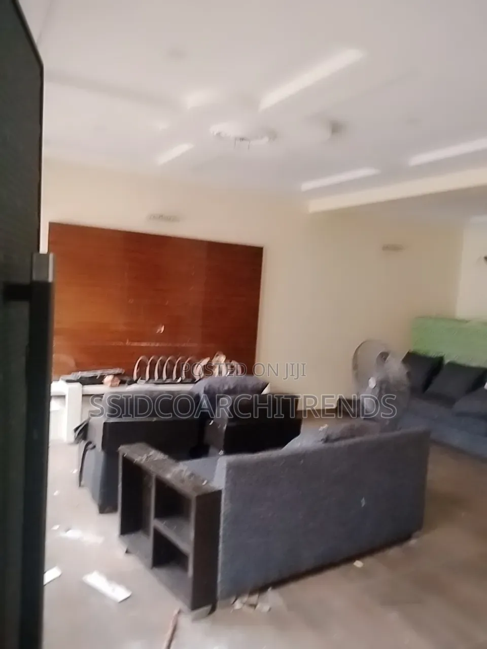 4bdrm Duplex in Chevron for rent