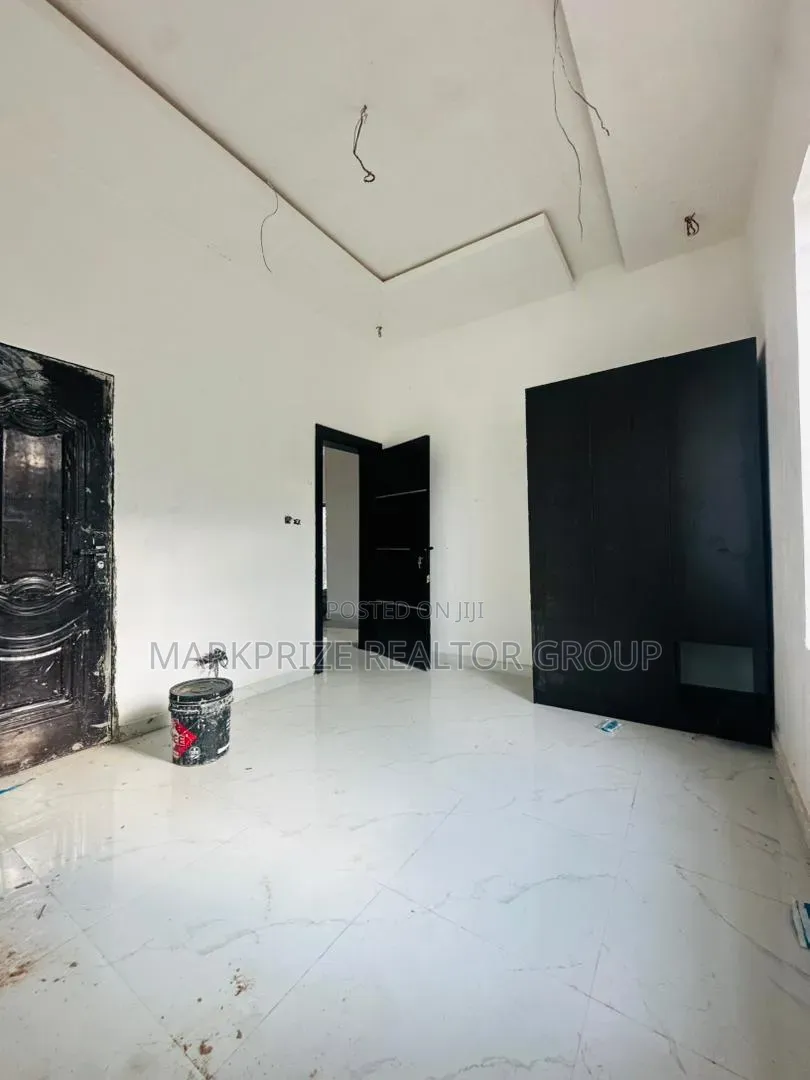 2bdrm Apartment in Ogba Ikeja Lagos for sale
