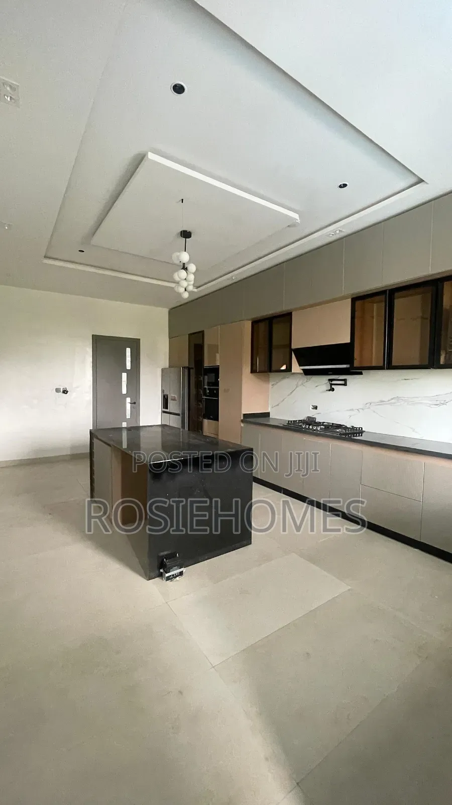 5bdrm Duplex in Ikate for sale