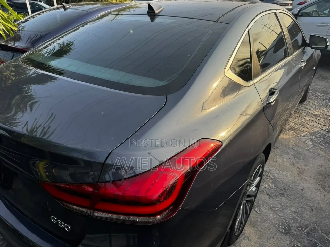 Hyundai Genesis 3.8 4dr Sedan (3.8L 6cyl 8A) 2015 Teal