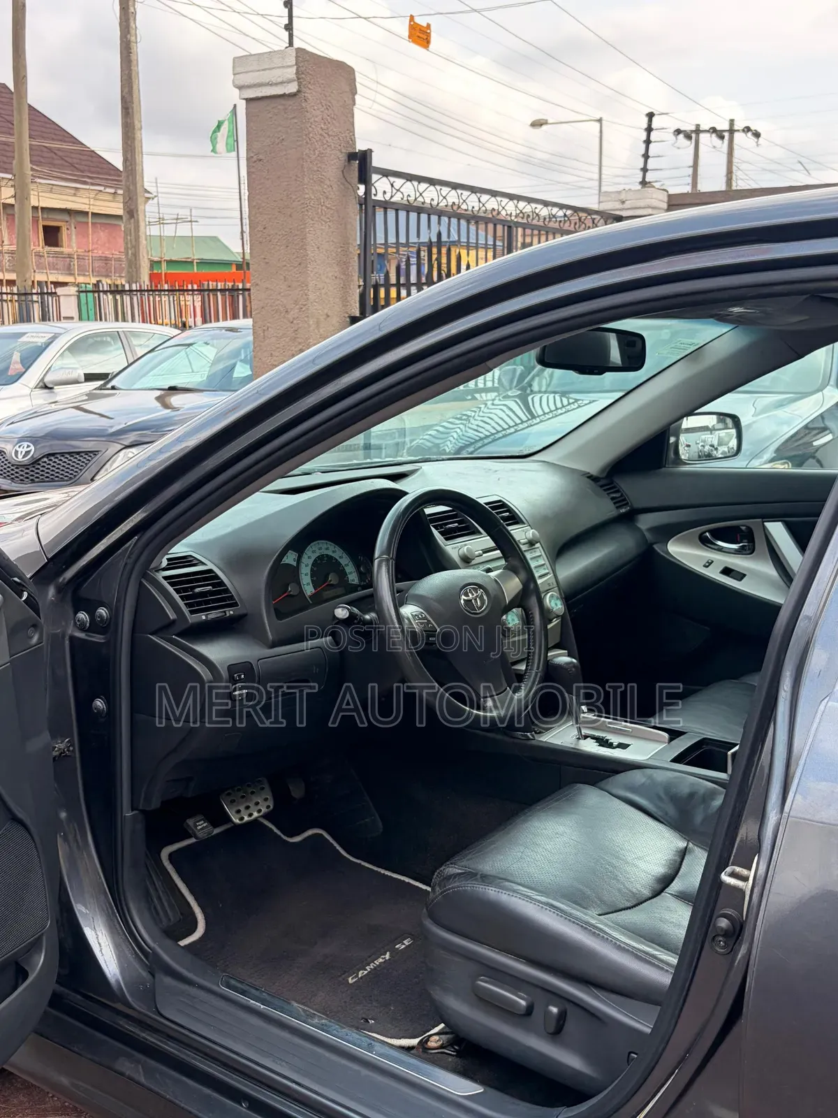 Toyota Camry SE 4dr Sedan (2.4L 4cyl 5A) 2009 Gray
