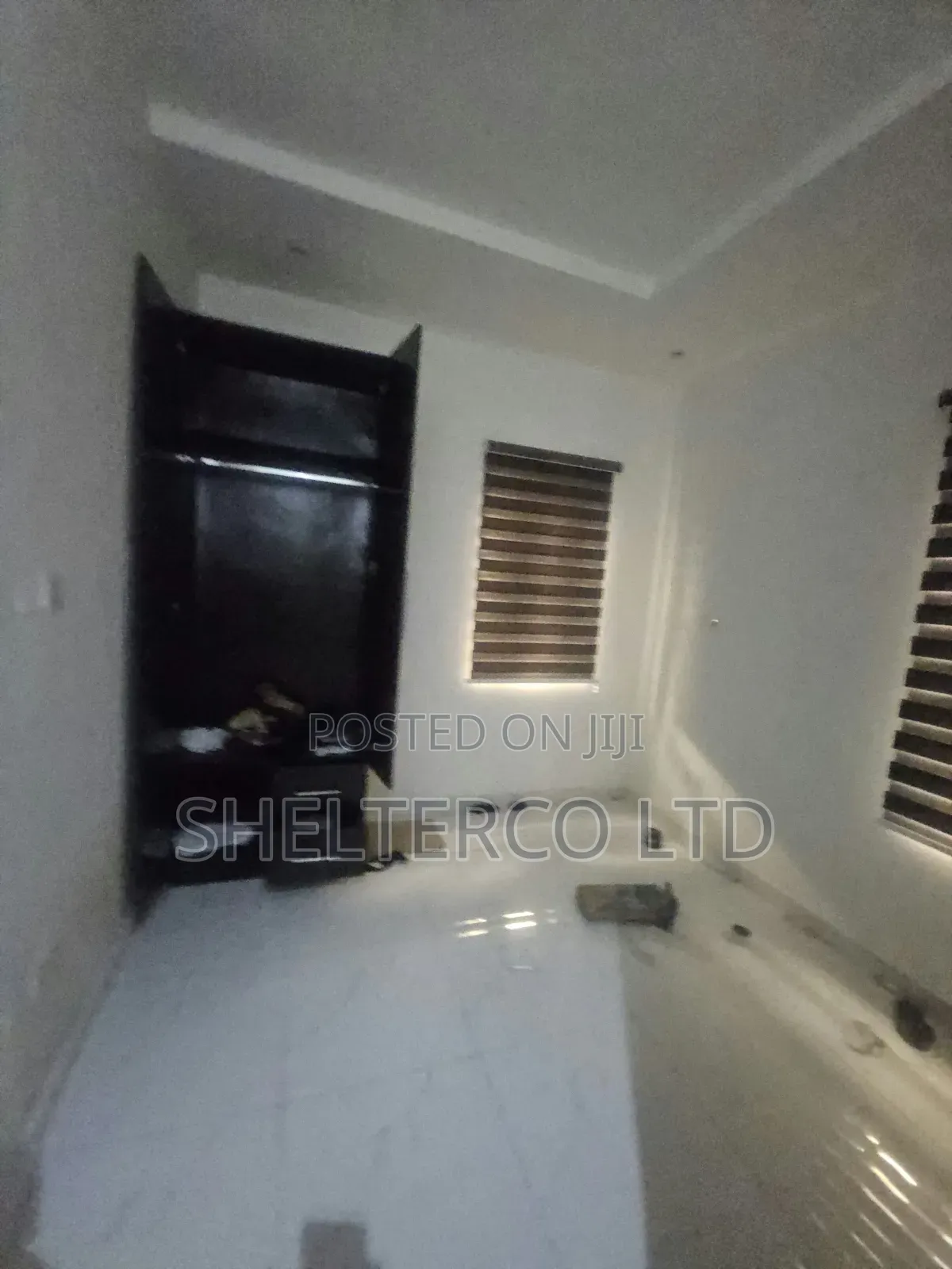 3bdrm Apartment in Omole Phase 1 for rent