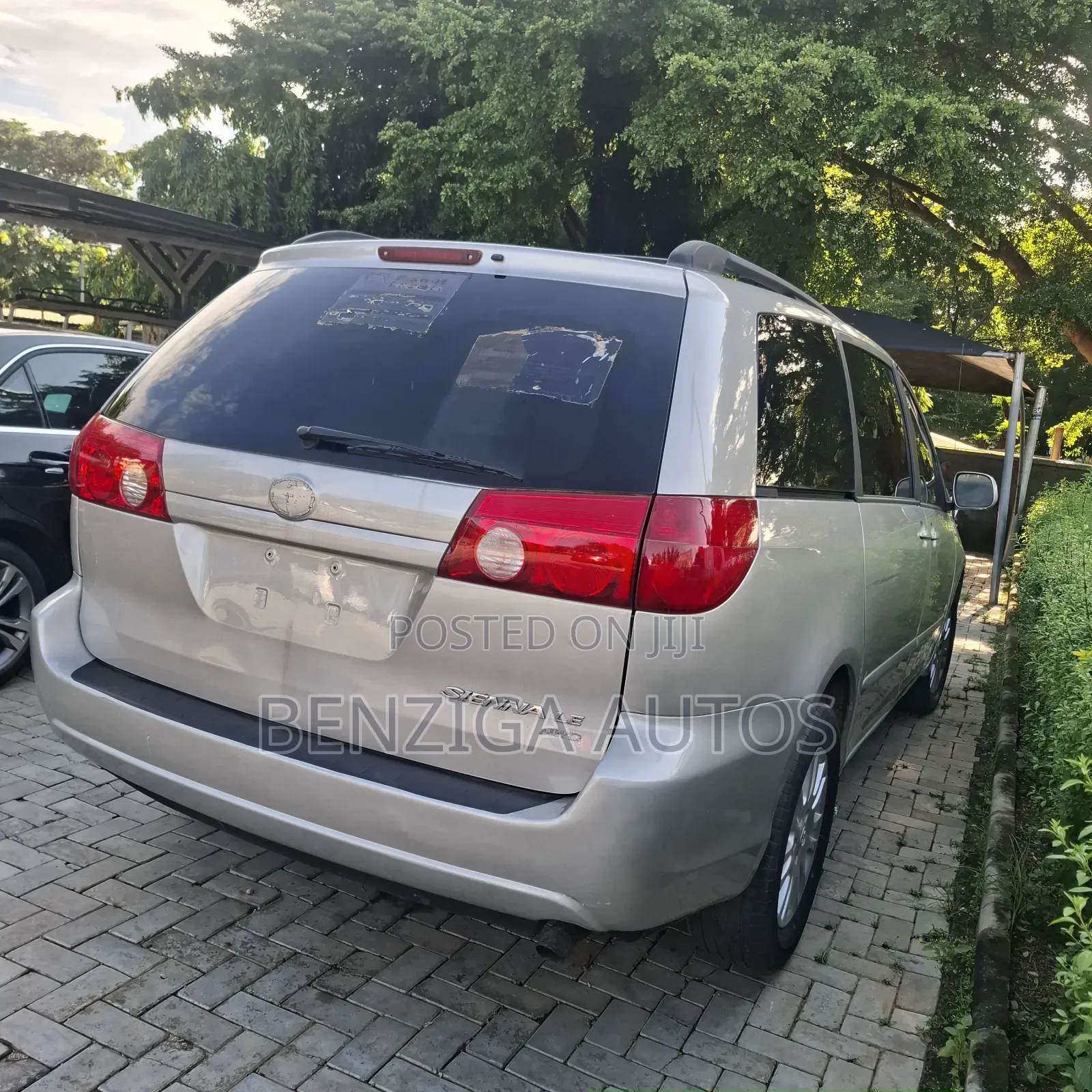 Toyota Sienna 2006