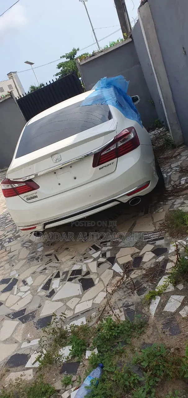 Honda Accord 2017 White