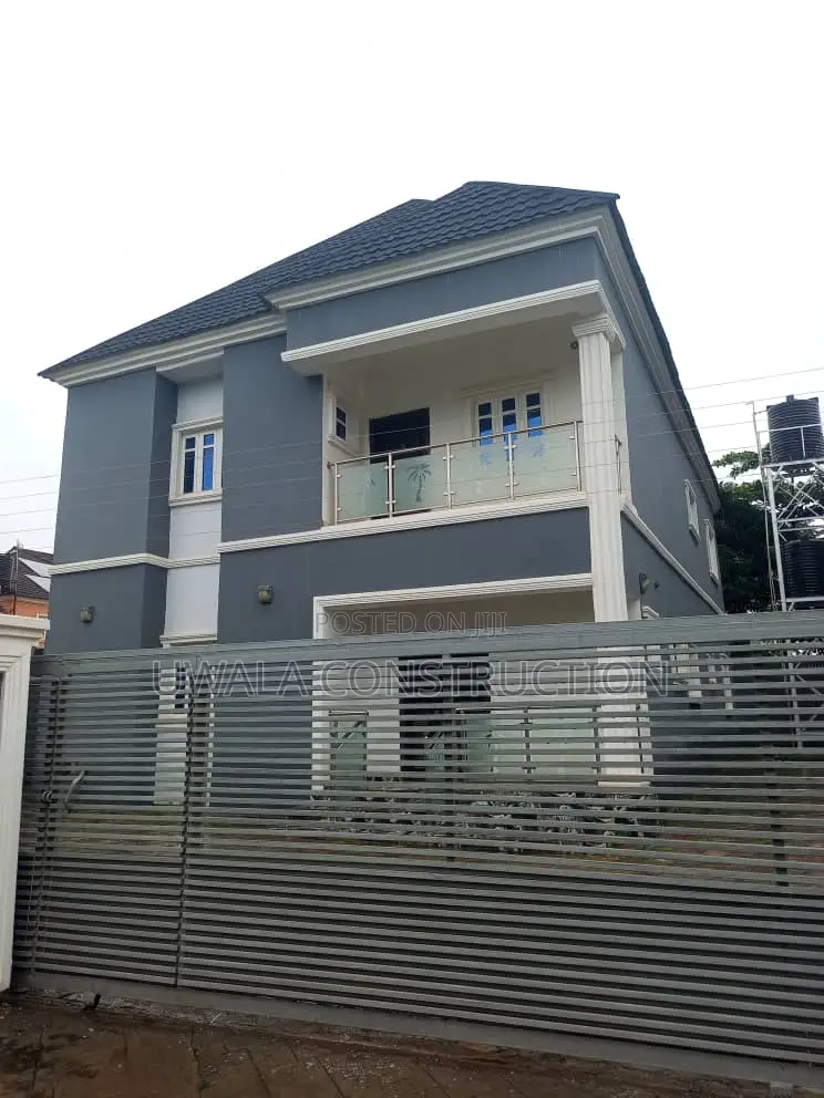 4bdrm Duplex in FHA for sale