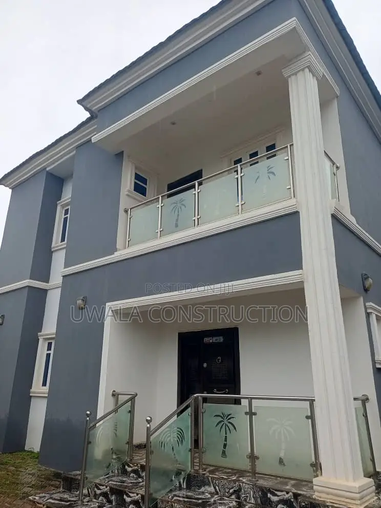 4bdrm Duplex in FHA for sale
