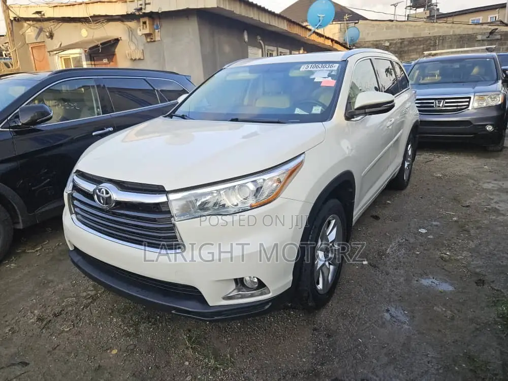 Toyota Highlander Limited Platinum V6 4x2 (3.5L 6cyl 6A) 2016 White