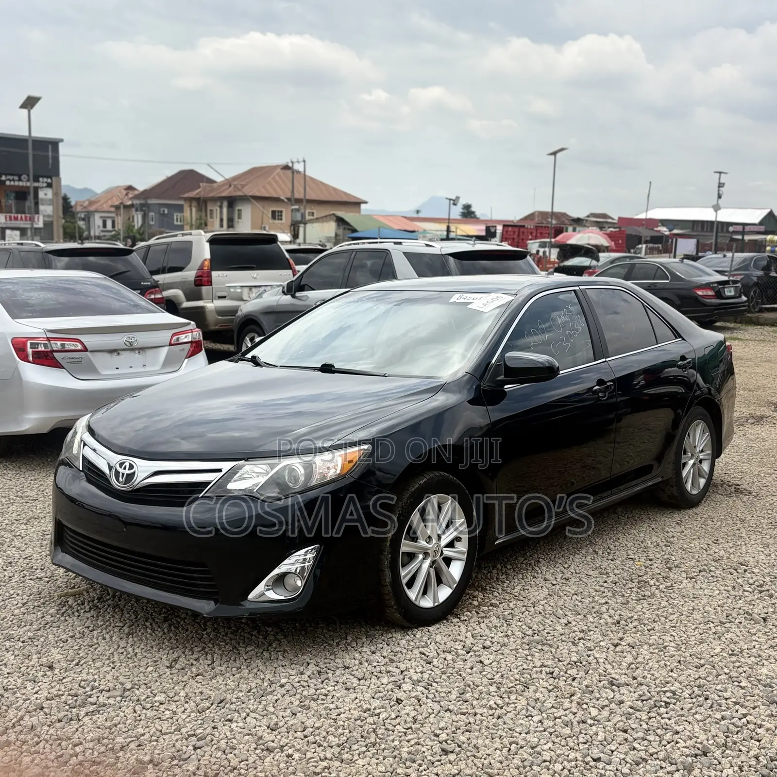 Toyota Camry XLE 4dr Sedan (2.5L 4cyl 6A) 2012 Black