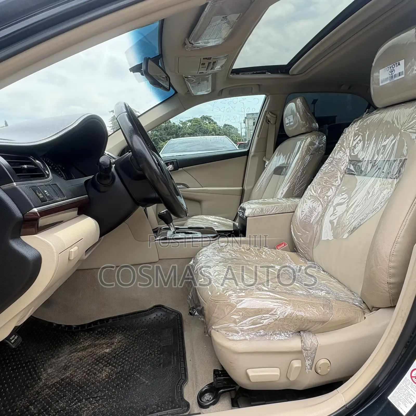 Toyota Camry XLE 4dr Sedan (2.5L 4cyl 6A) 2012 Black