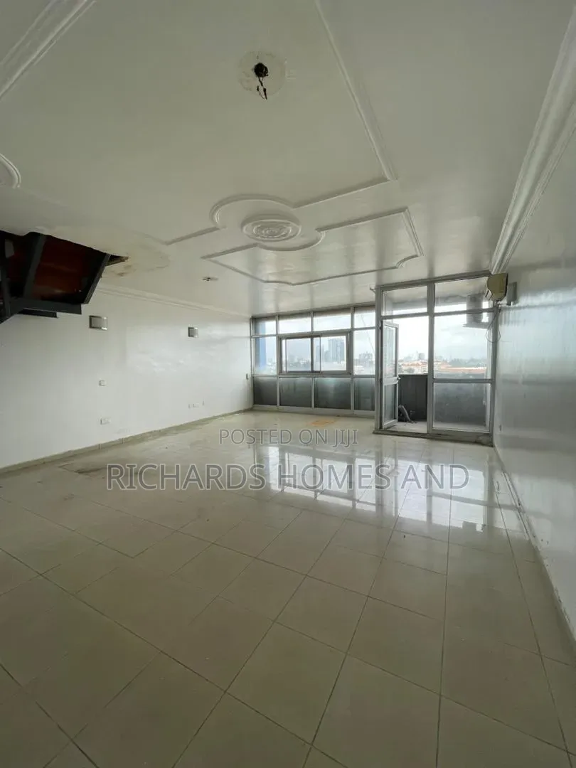 3bdrm Apartment in 1004 for rent