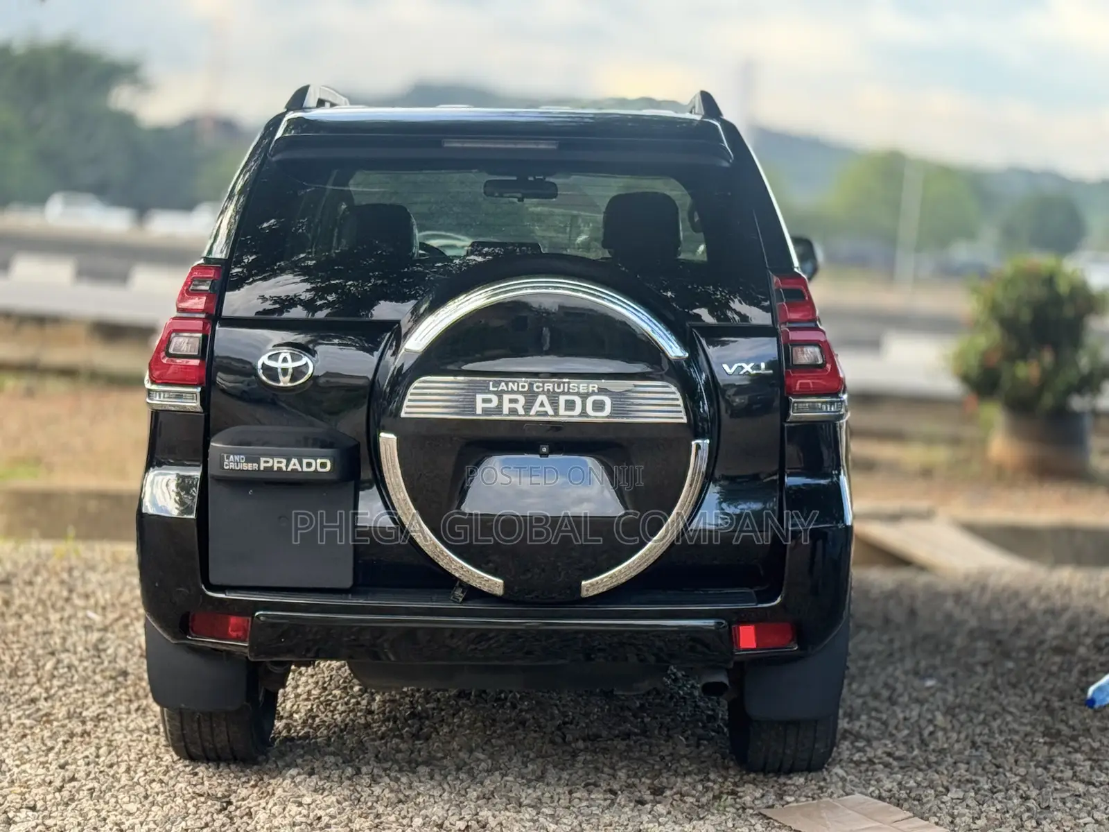 Toyota Land Cruiser Prado 4.0 Petrol TX-L 2016 Black