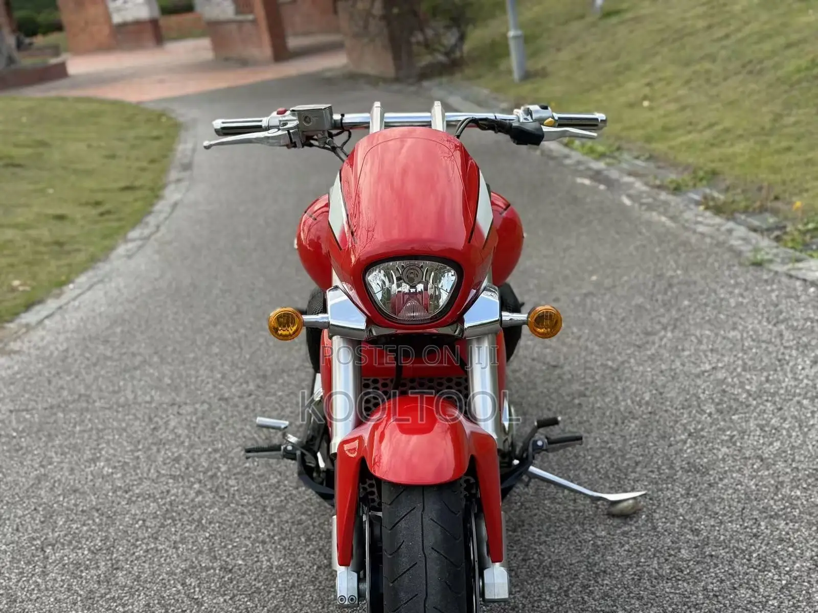 Suzuki Intruder 2015 Red