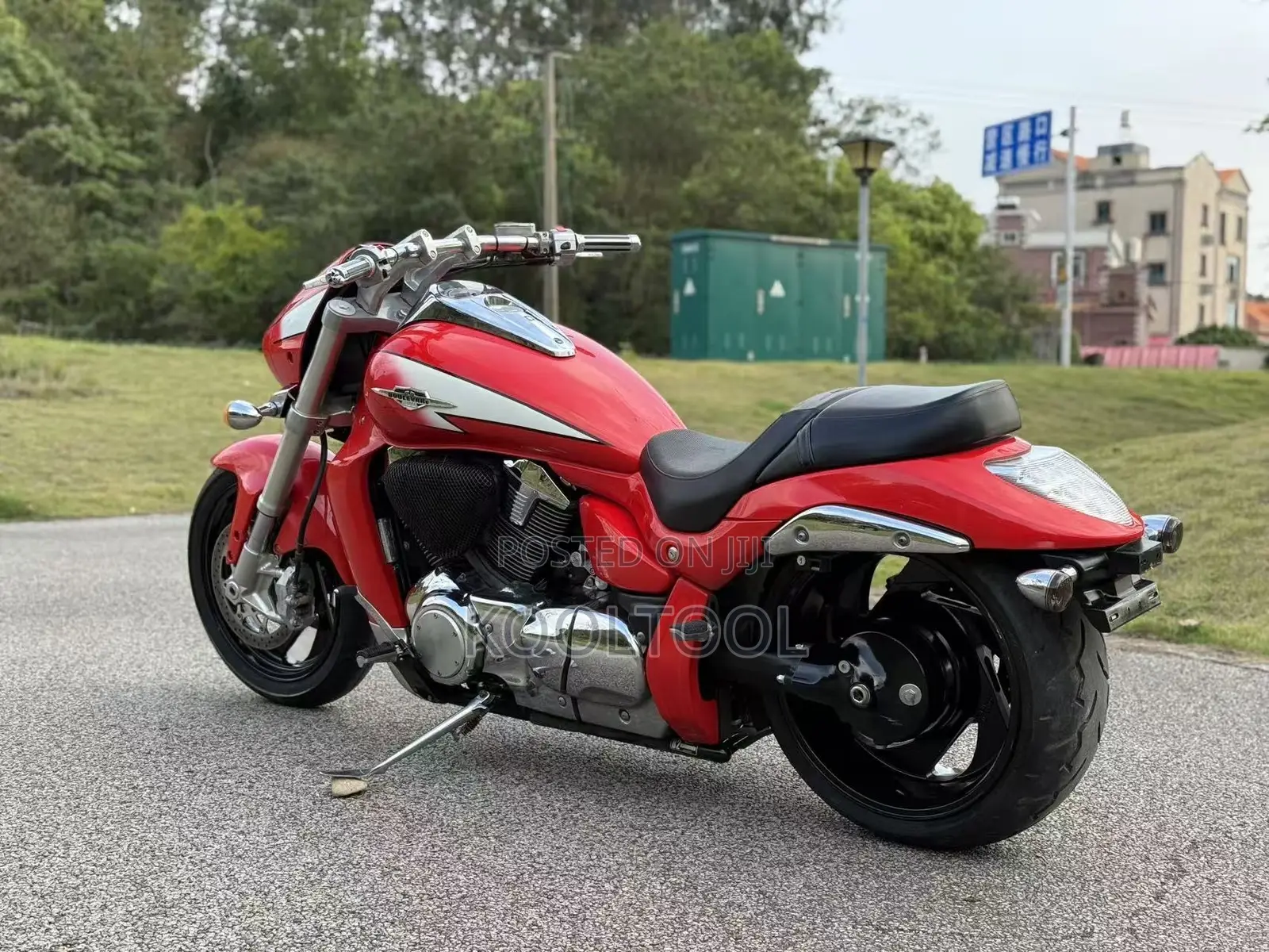 Suzuki Intruder 2015 Red