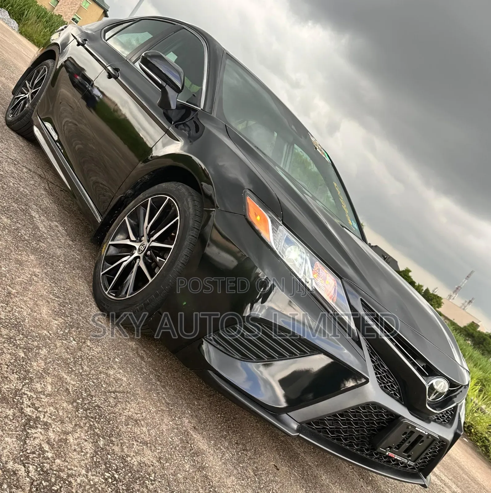 Toyota Camry SE 2022 Black