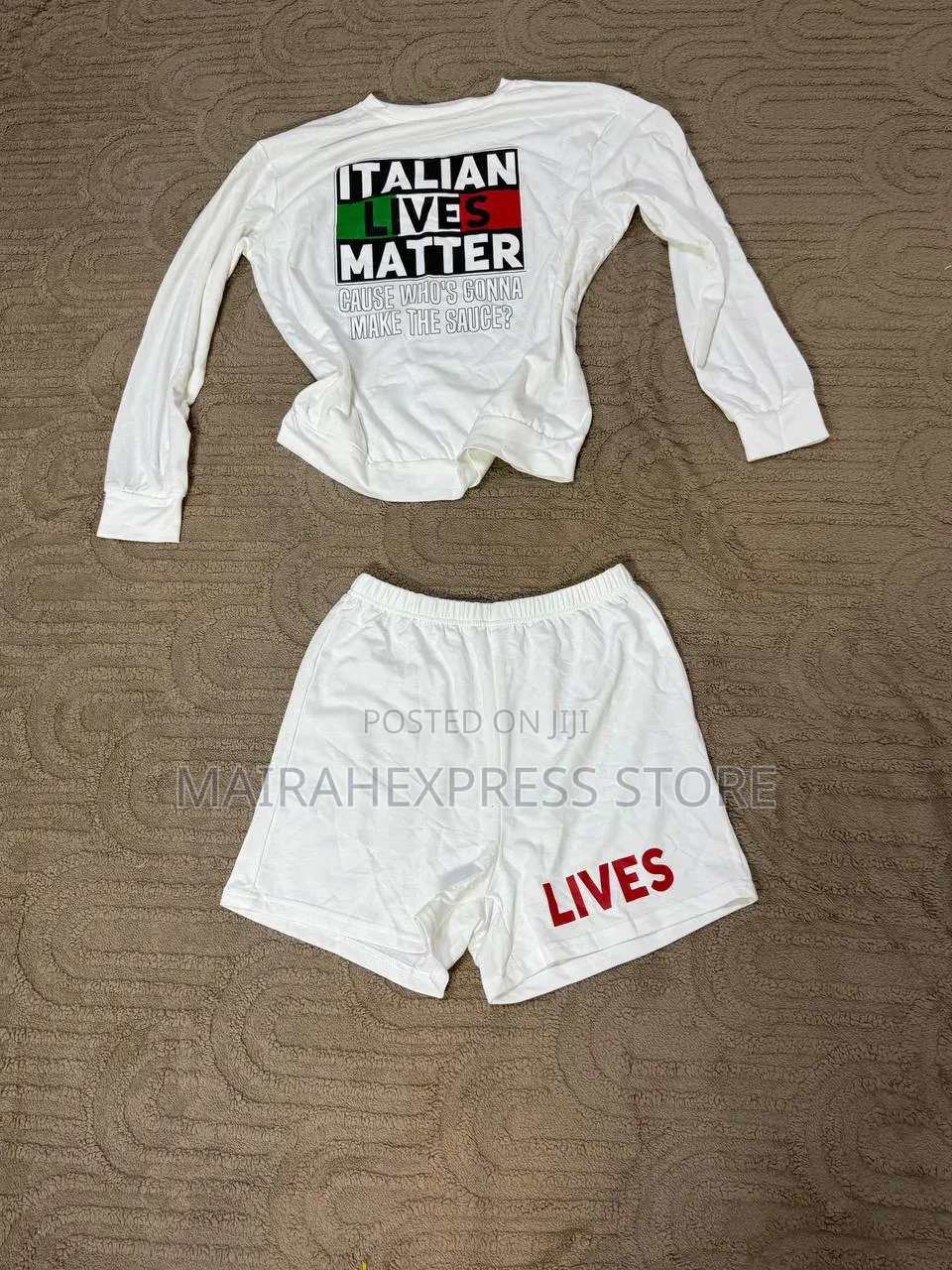 Italian Matters Lounge Wear Set
Size: S