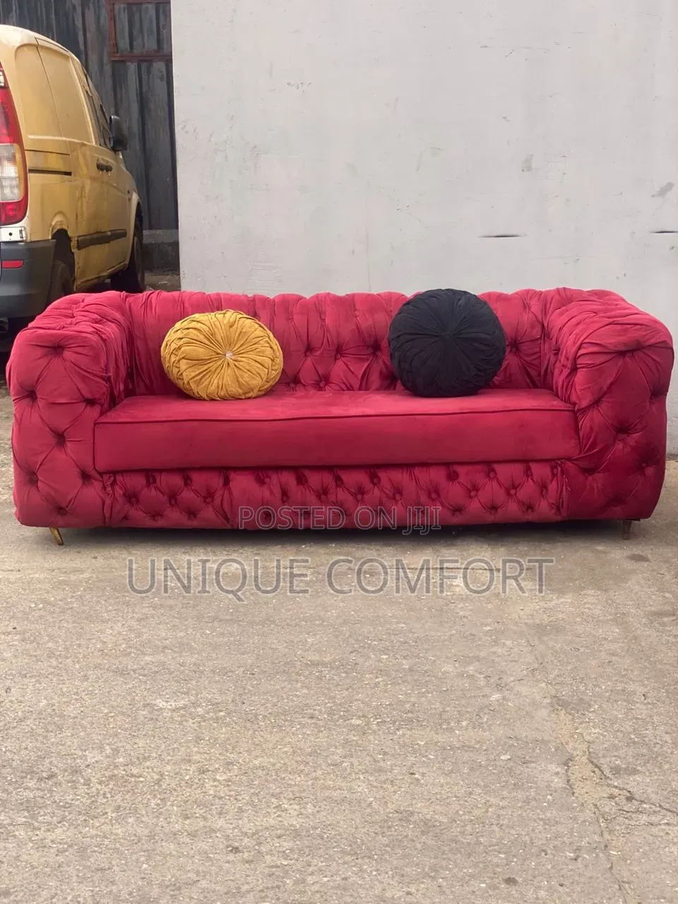 Top Quality 5 Seaters Full Padded Luxury Sofa Set With Pillows (3,2)