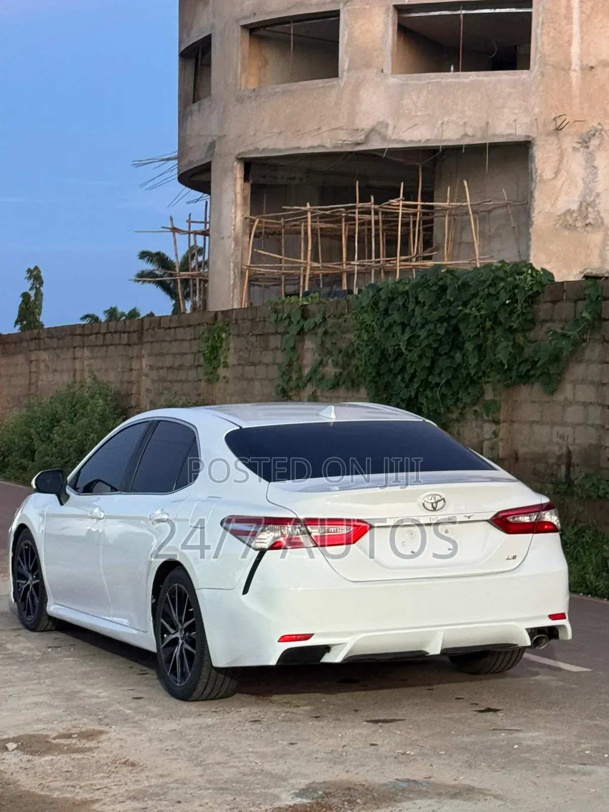 Toyota Camry 2018 White