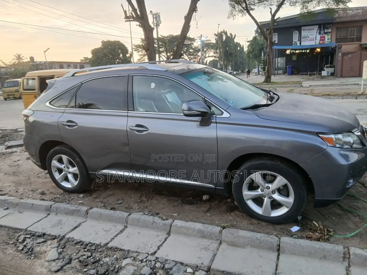 Lexus RX 350 FWD 2012 Gray