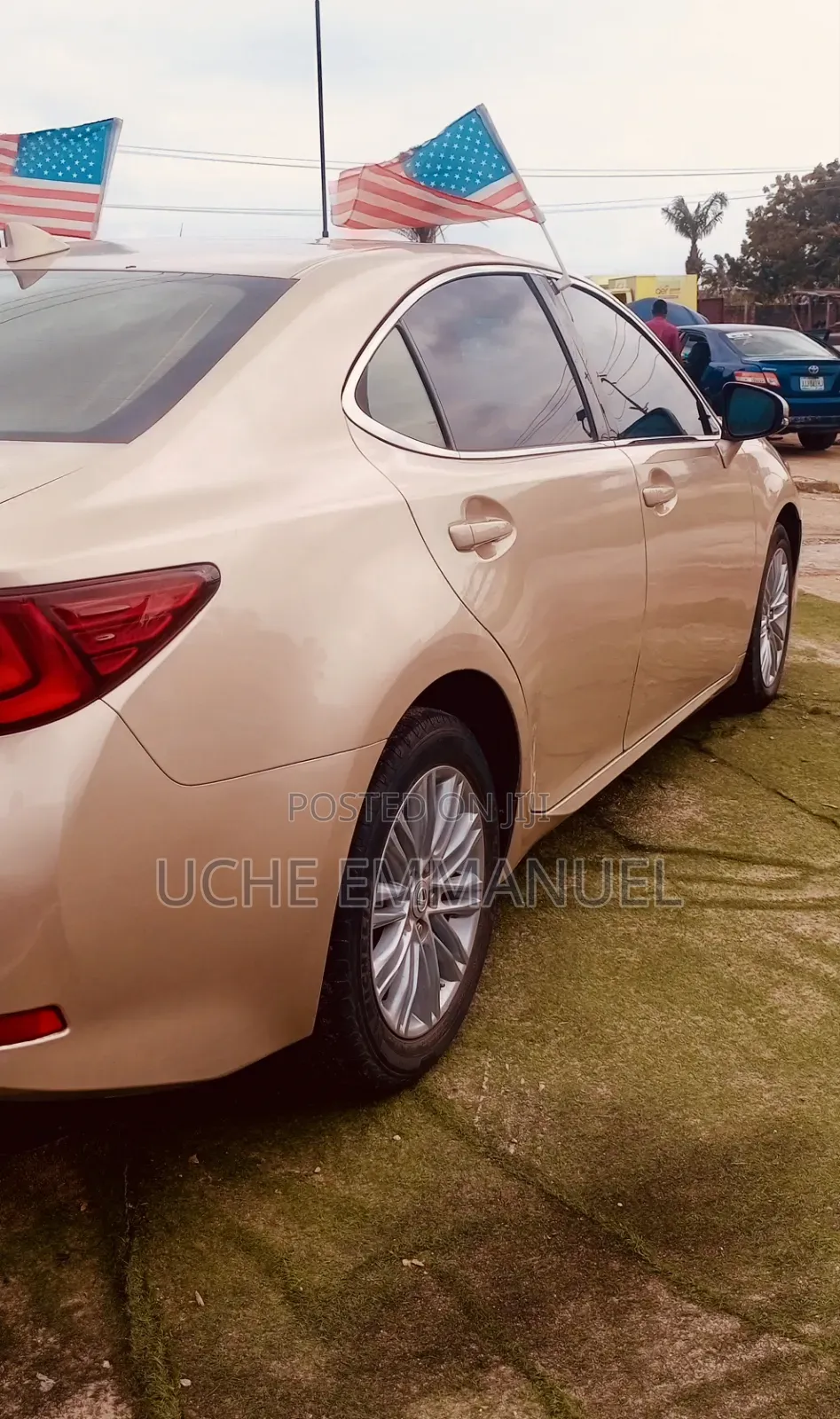 Lexus ES 2018 Gold
