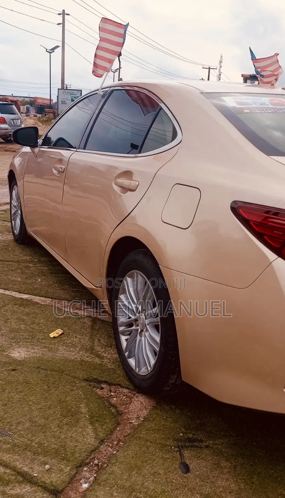 Lexus ES 2018 Gold