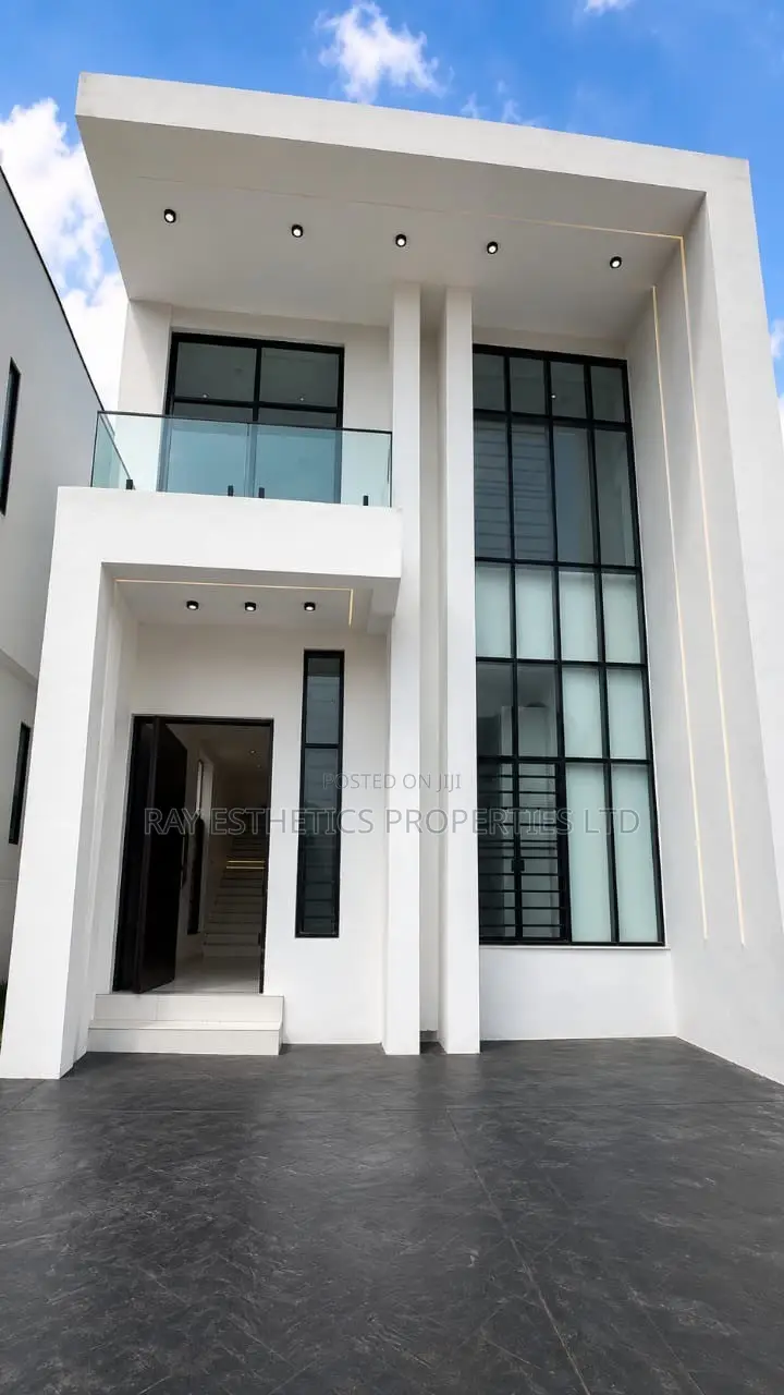 4bdrm Duplex in Sangotedo for sale