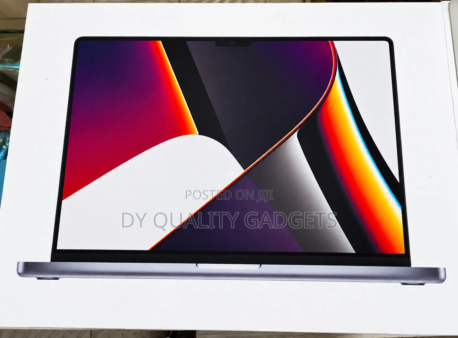 Laptop Apple MacBook Pro 2021 M1 32GB Apple M1 Pro SSD 512GB