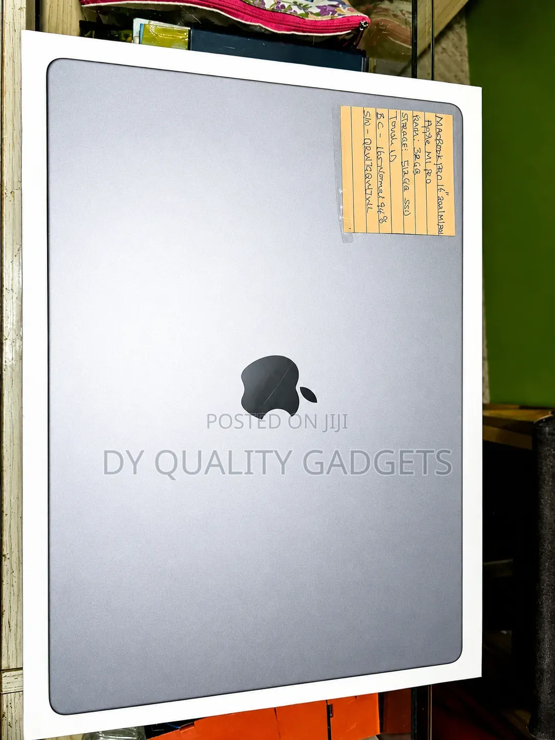 Laptop Apple MacBook Pro 2021 M1 32GB Apple M1 Pro SSD 512GB