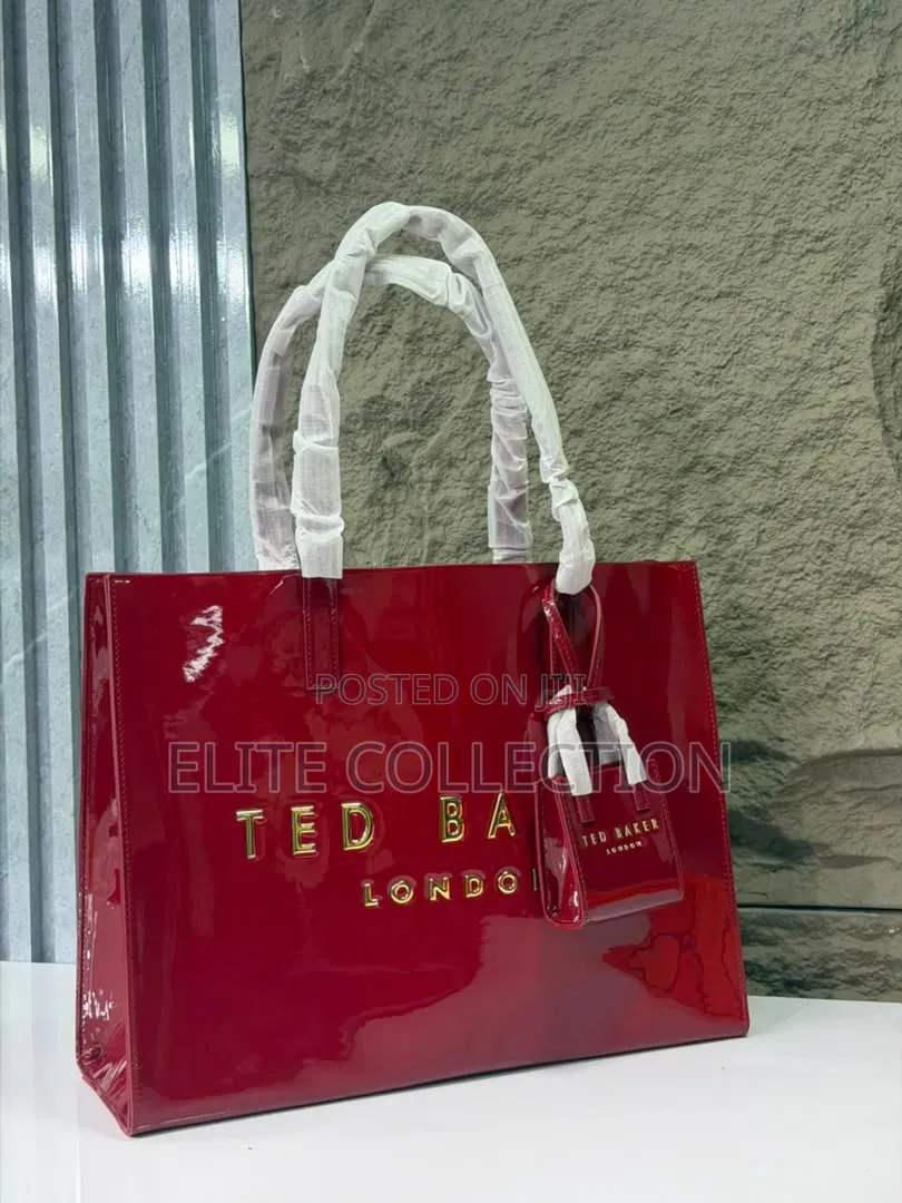 2 in 1 Ted Baker Patent Tote Bag
Available as Seen Top Notch Quality