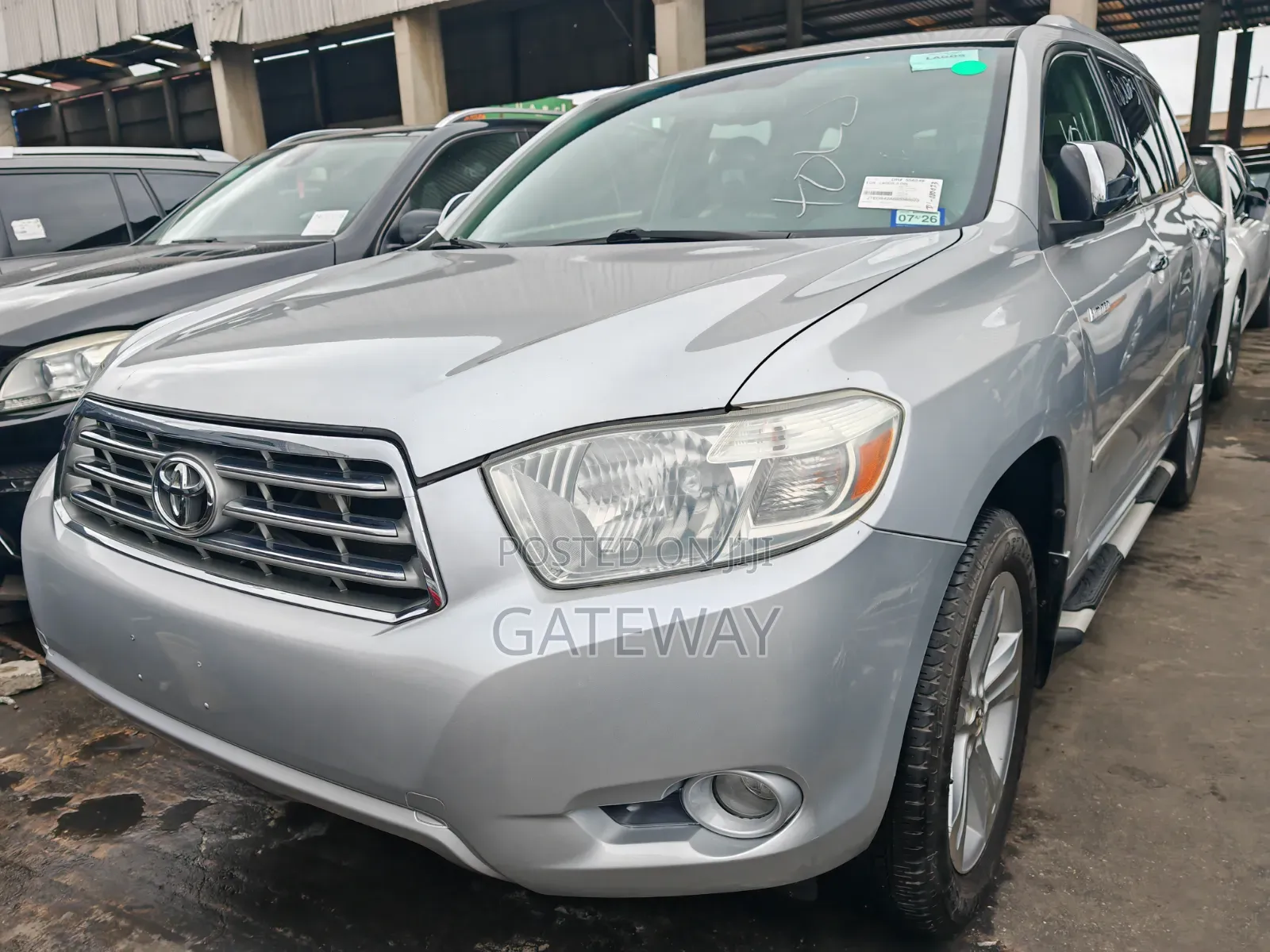 Toyota Highlander 2010 Silver