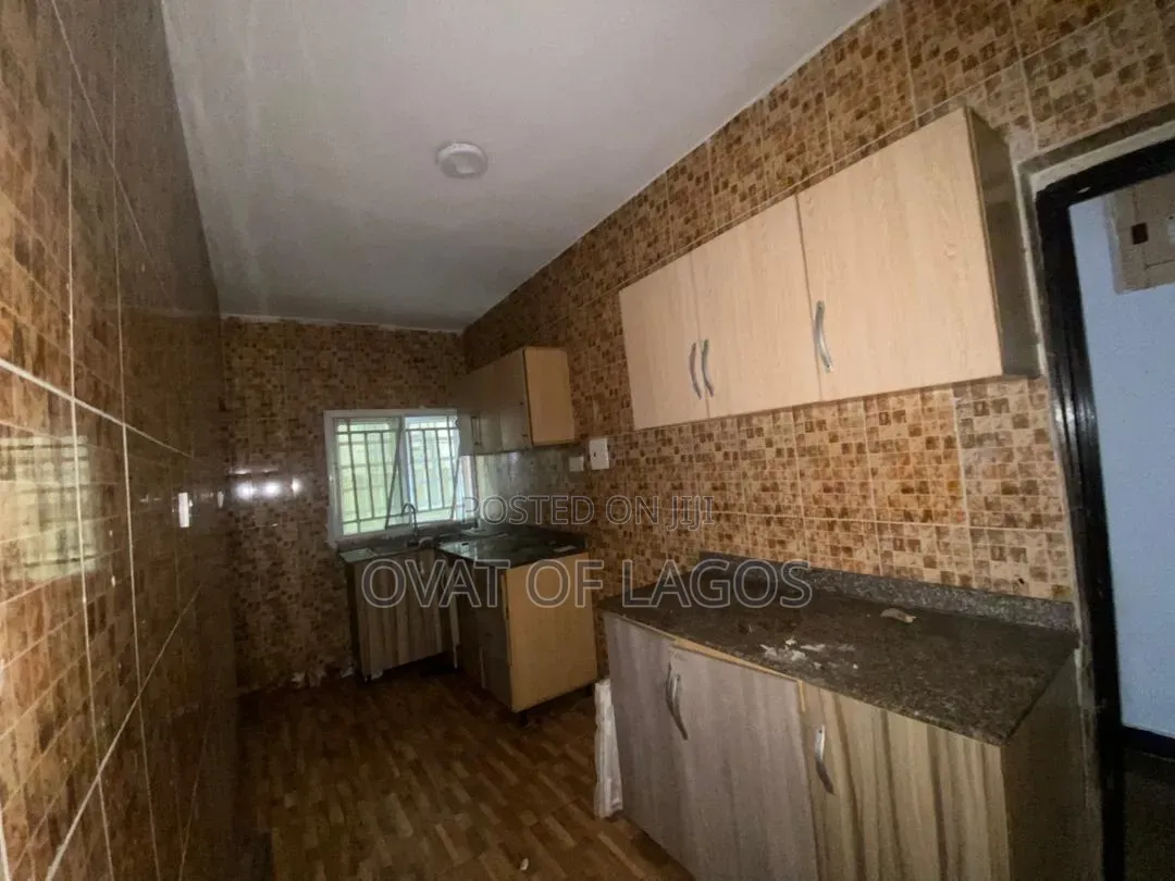 2bdrm Apartment in Osapa london for rent