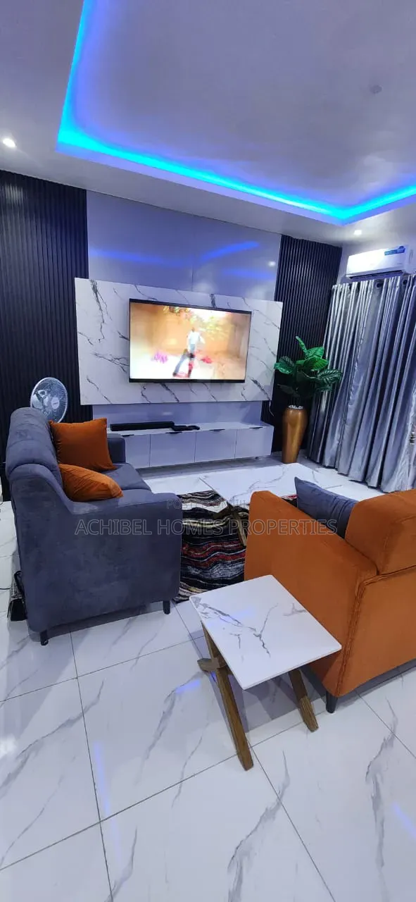 Furnished 2bdrm Apartment in Opposite Peaceville, Lekki Phase 2