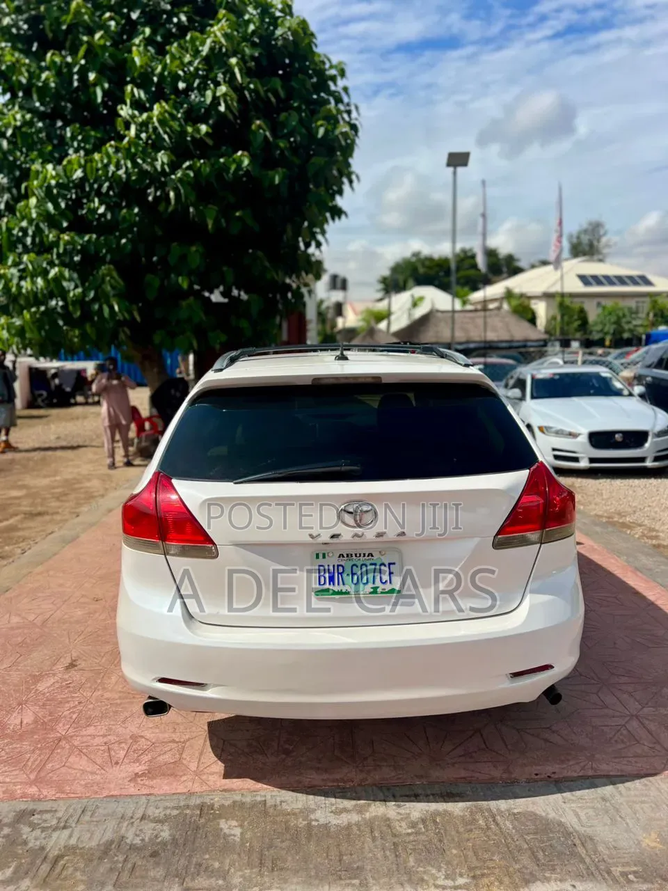 Toyota Venza 2010 White