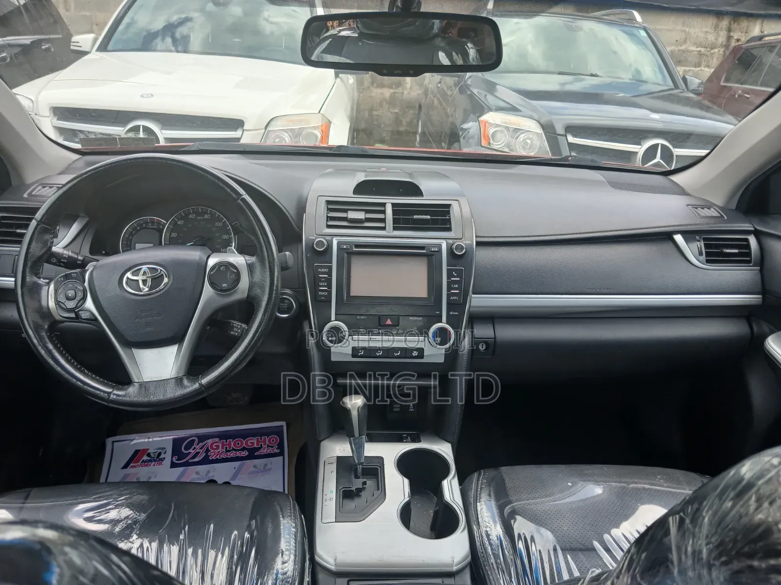Toyota Camry SE 4dr Sedan (2.5L 4cyl 6A) 2014 Red