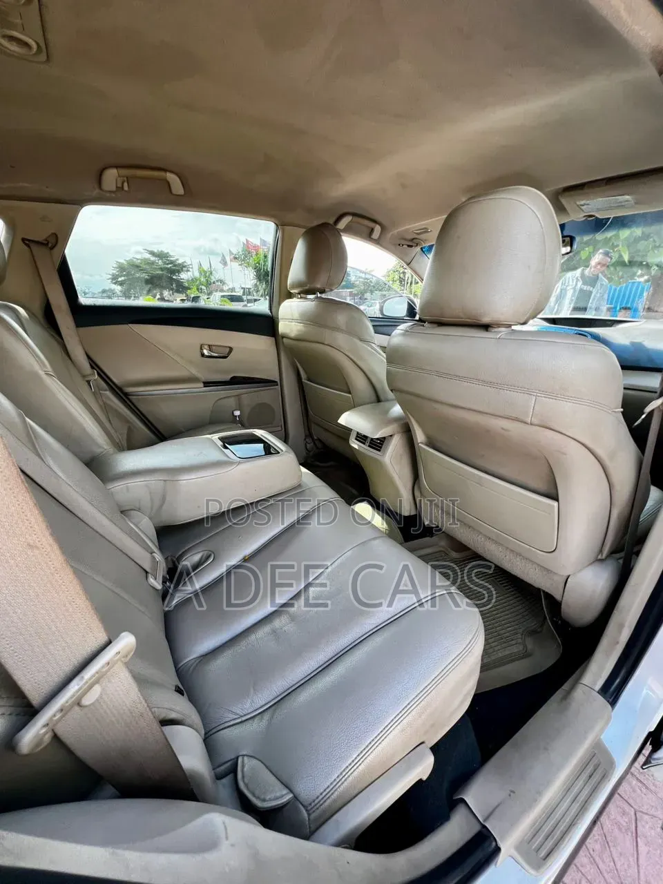 Toyota Venza 2010 White