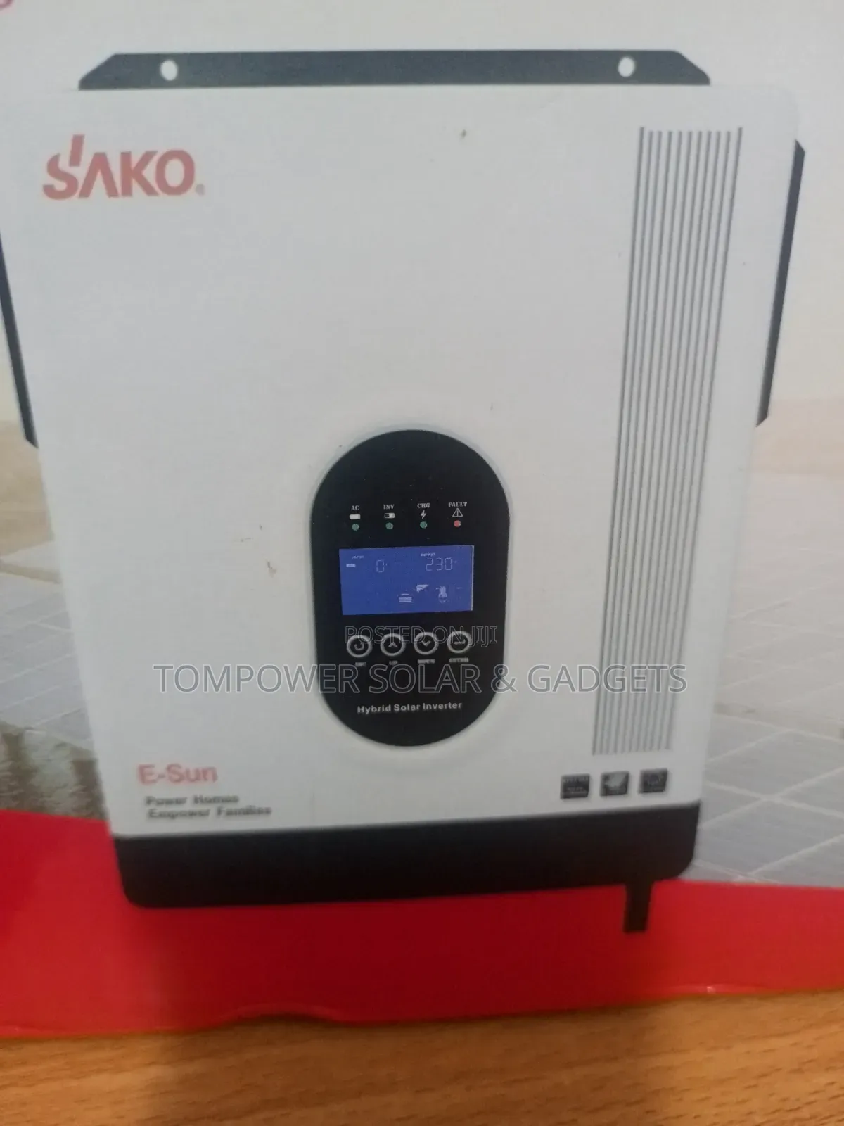 Sako 2kva/12v Hybrid Inverter