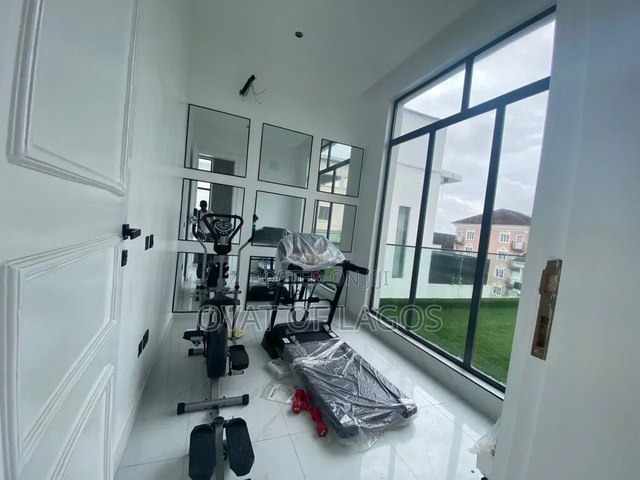4bdrm Duplex in Osapa london for sale