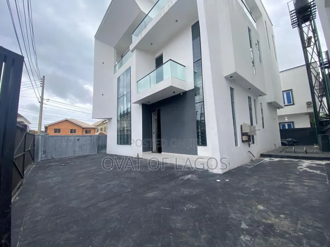 4bdrm Duplex in Osapa london for sale