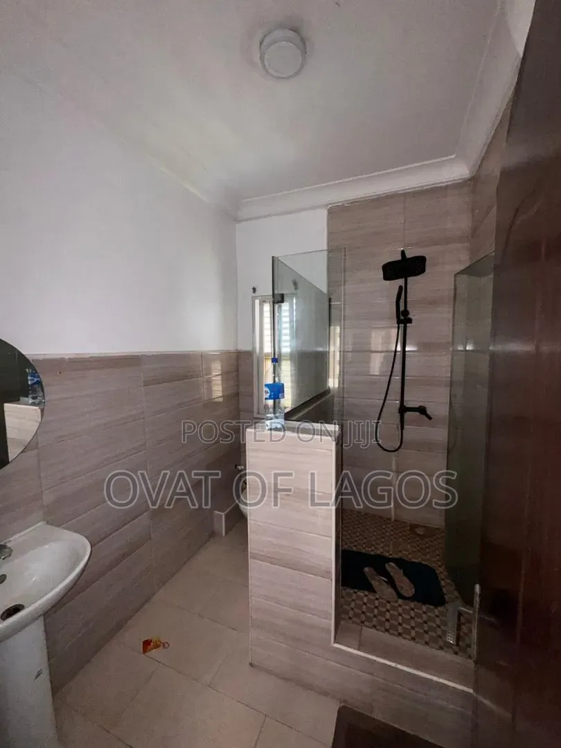4bdrm Duplex in Canal West Estate, Osapa london for rent