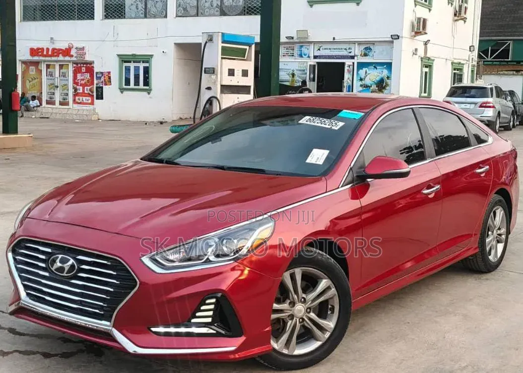 Hyundai Sonata 2018 Red