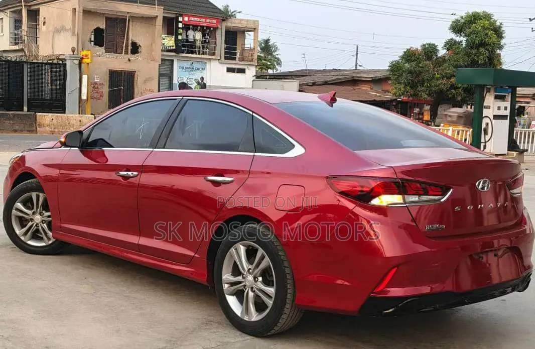 Hyundai Sonata 2018 Red