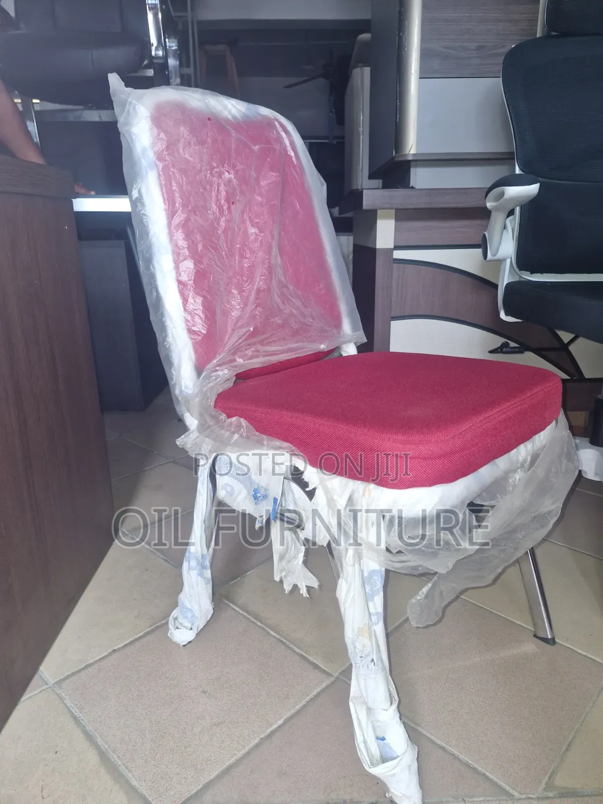 High-Quality Conference Seminar Chairs (Blue, Red, Black) Available