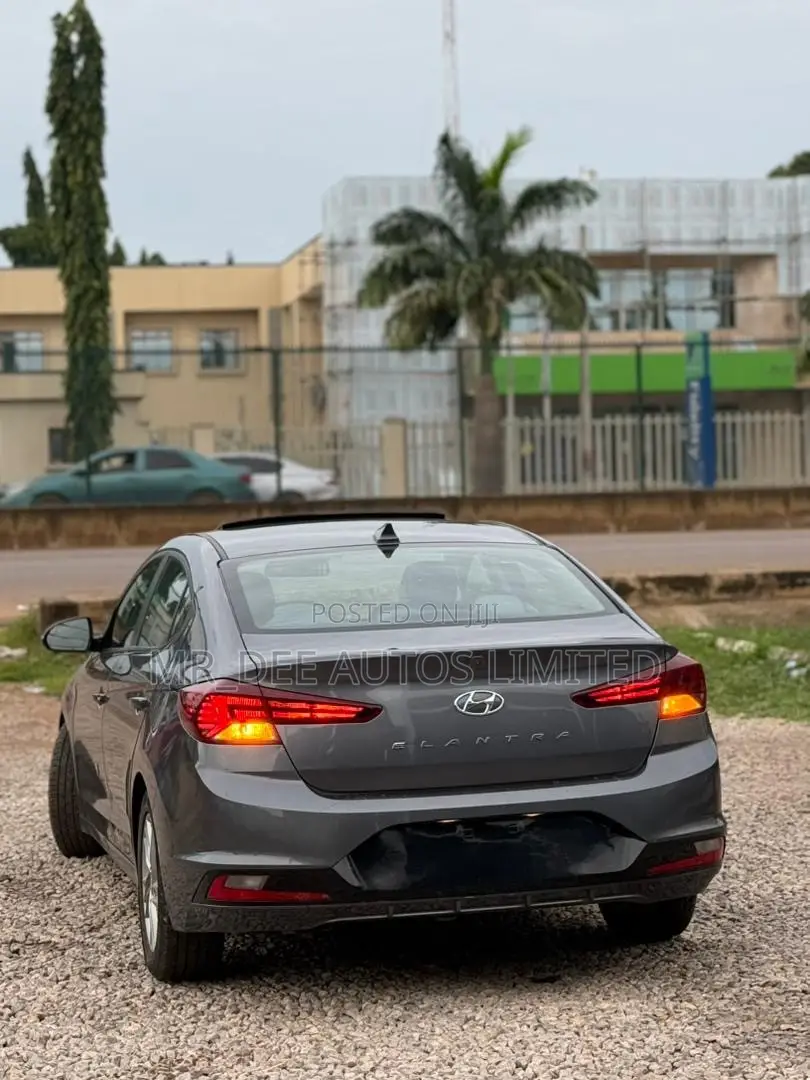 Hyundai Elantra 2020 Gray