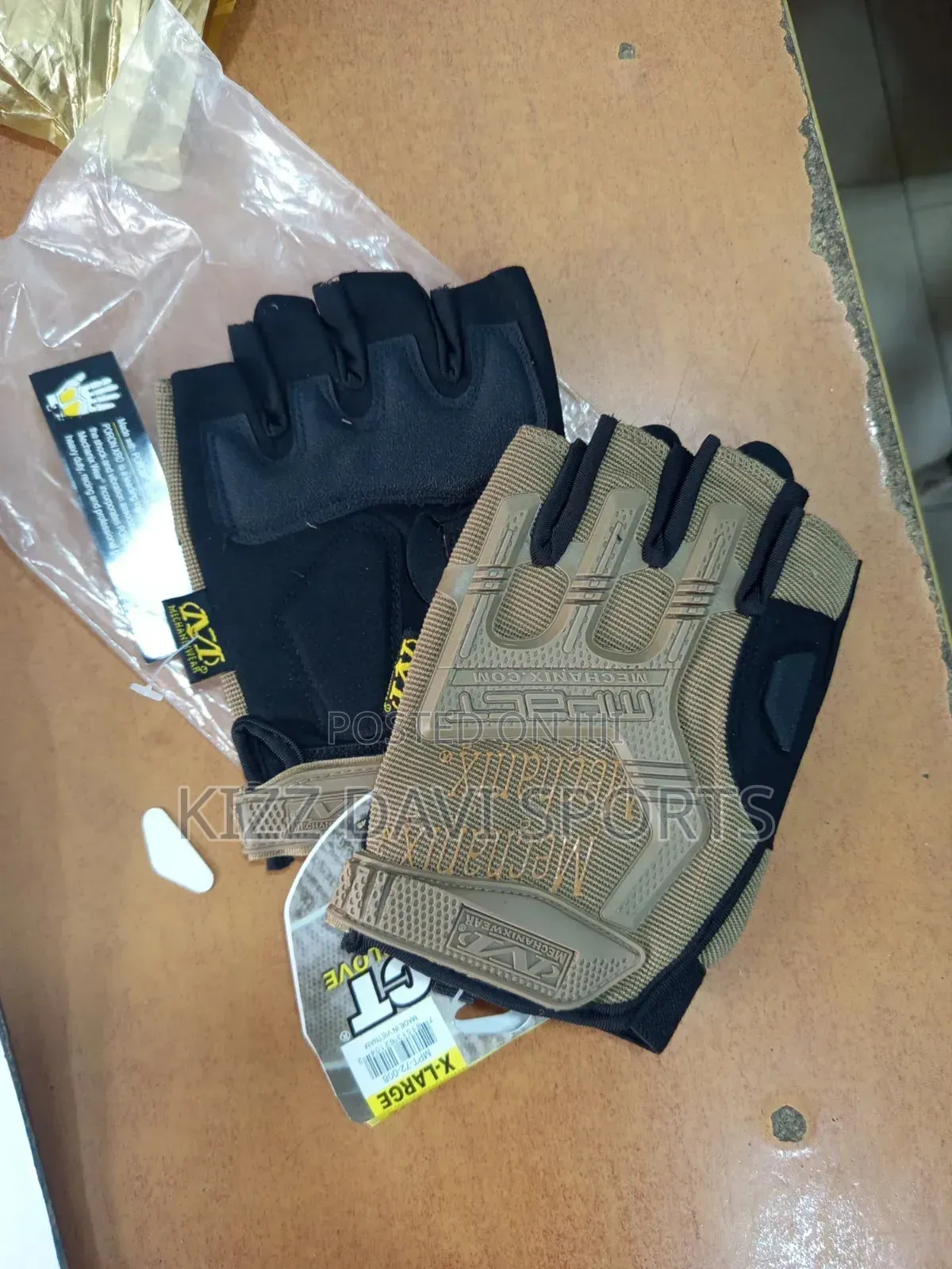 Gym Gloves Very Good Quality
