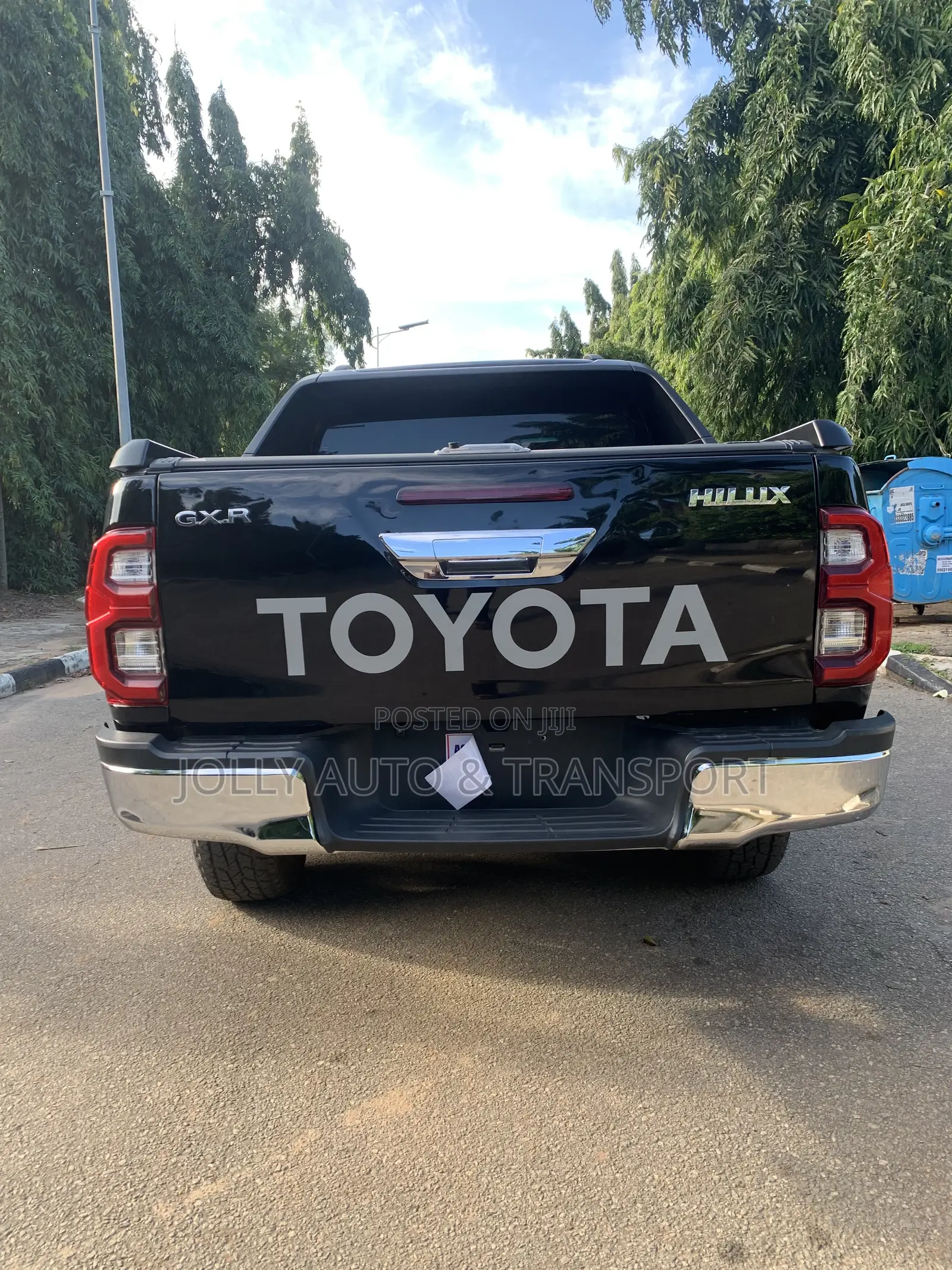 Toyota Hilux 2023 Black