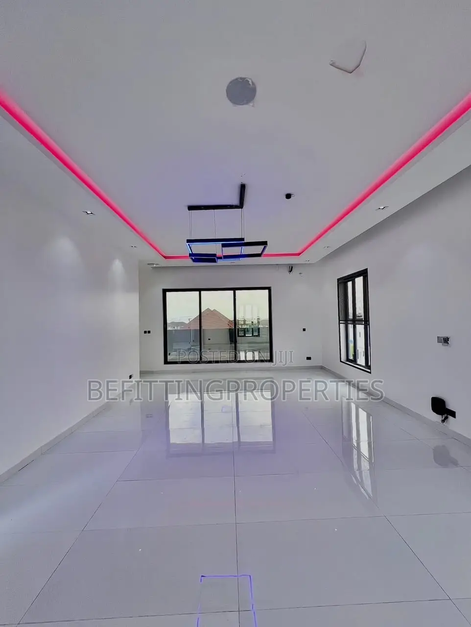 5bdrm House in Lekki for sale