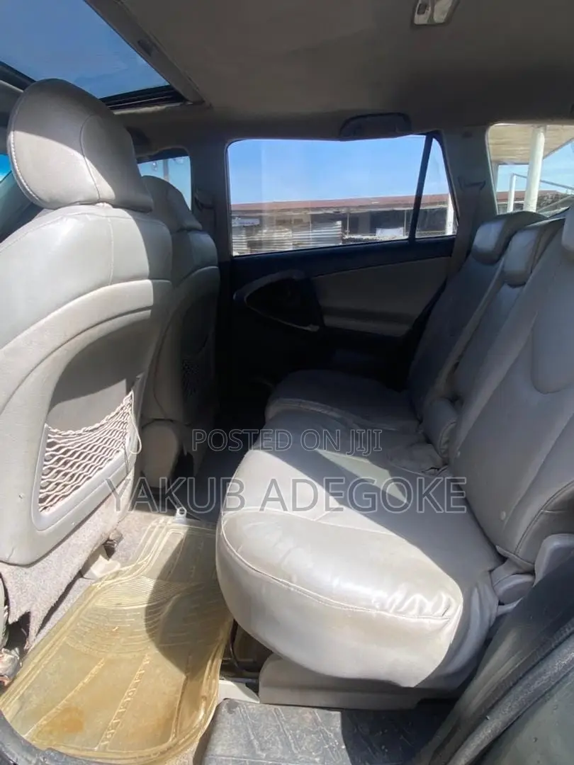 Toyota RAV4 2008 Green